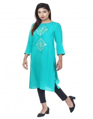 Floral Embroidered Tunic